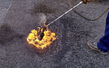 Bucks Mills flat roofing repairs